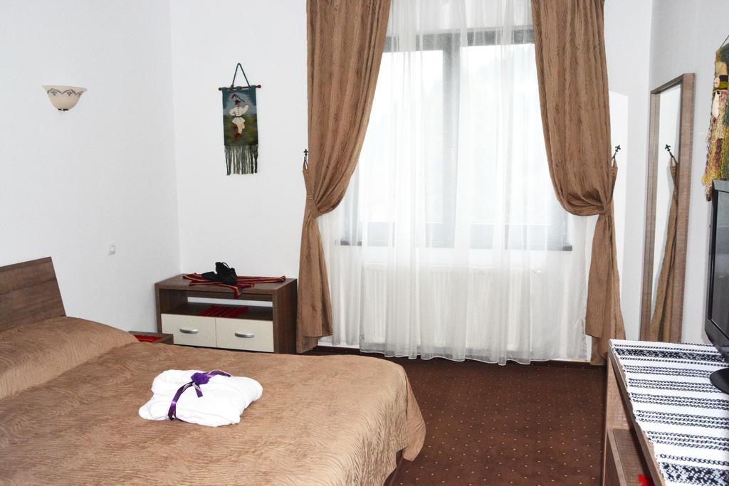 Cabana Plapumioara Crucea Room photo